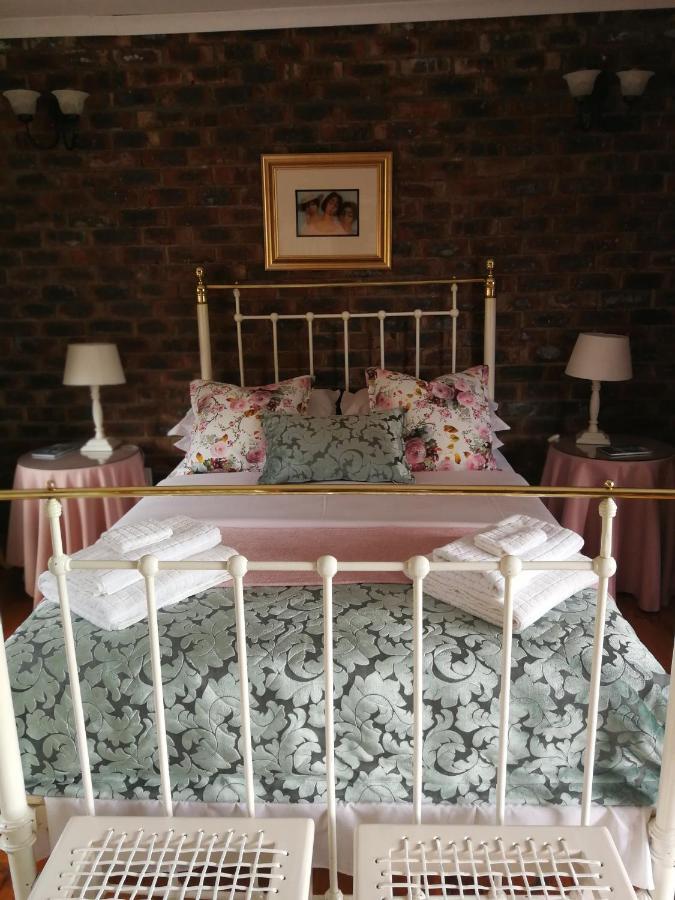 Clarens Cottages Luaran gambar