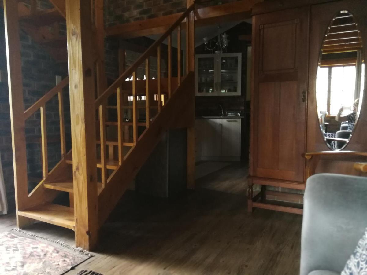 Clarens Cottages Luaran gambar
