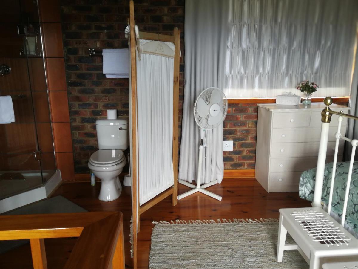 Clarens Cottages Luaran gambar